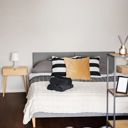 Niceone Number 9 - W Samym Centrum! Apartament Wrocław