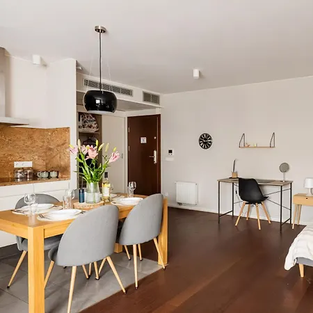 Niceone Number 9 - W Samym Centrum! Apartament